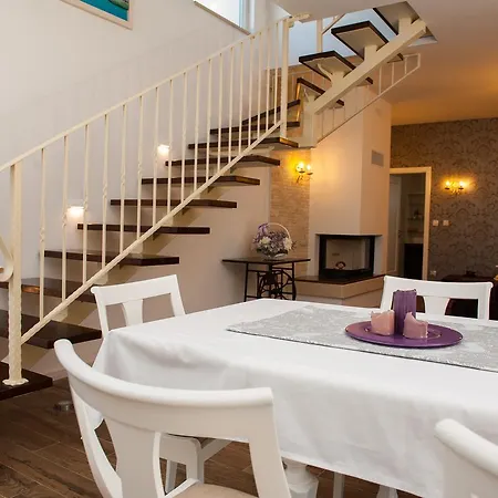 Luxury Kate - In Lucice Bay With Turquoise Sea, Amazing Seaviews, And Heated Pool Villa Milna (Brac)