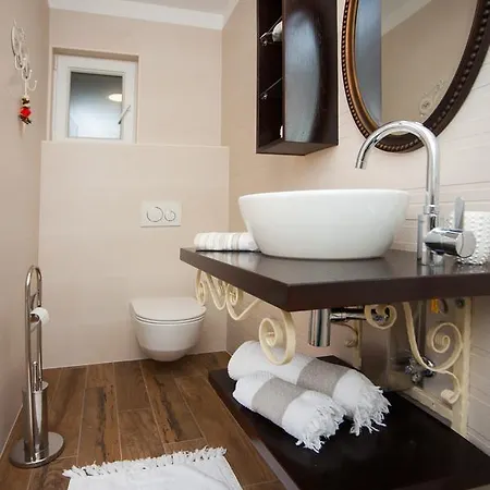 Villa Luxury Kate - In Lucice Bay With Turquoise Sea, Amazing Seaviews, And Heated Pool *