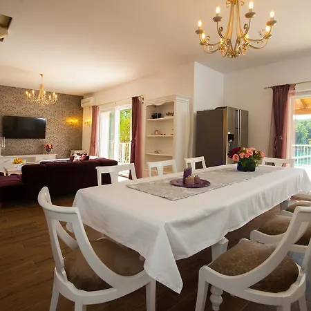 Luxury Kate - In Lucice Bay With Turquoise Sea, Amazing Seaviews, And Heated Pool Villa *