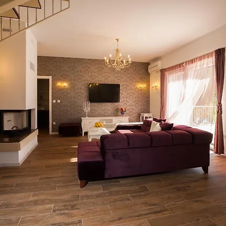 Luxury Kate - In Lucice Bay With Turquoise Sea, Amazing Seaviews, And Heated Pool