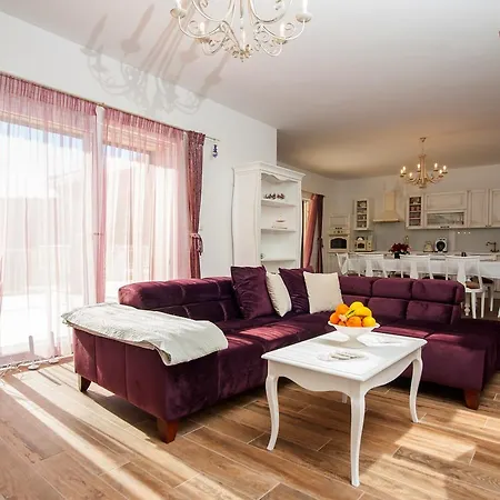 Luxury Kate - In Lucice Bay With Turquoise Sea, Amazing Seaviews, And Heated Pool Villa *