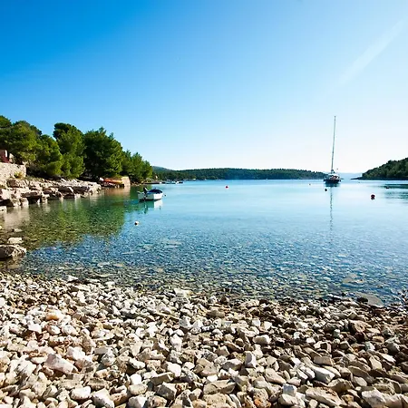 Luxury Kate - In Lucice Bay With Turquoise Sea, Amazing Seaviews, And Heated Pool Villa Milna (Brac)