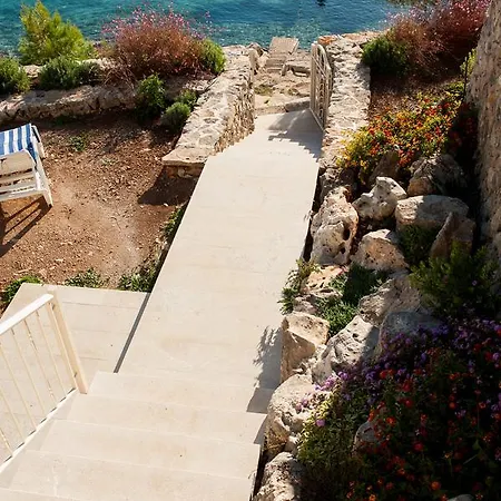 Luxury Kate - In Lucice Bay With Turquoise Sea, Amazing Seaviews, And Heated Pool