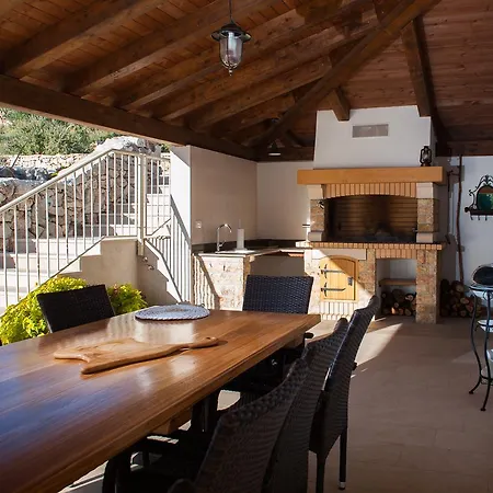 Villa Luxury Kate - In Lucice Bay With Turquoise Sea, Amazing Seaviews, And Heated Pool *